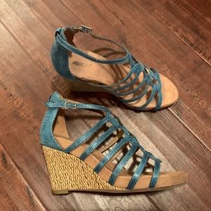 Teal Wedge Shoes  | Aerosoles